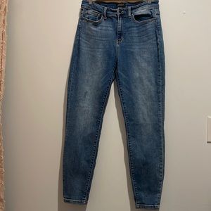 Judy Blue Slim Fit Jeans